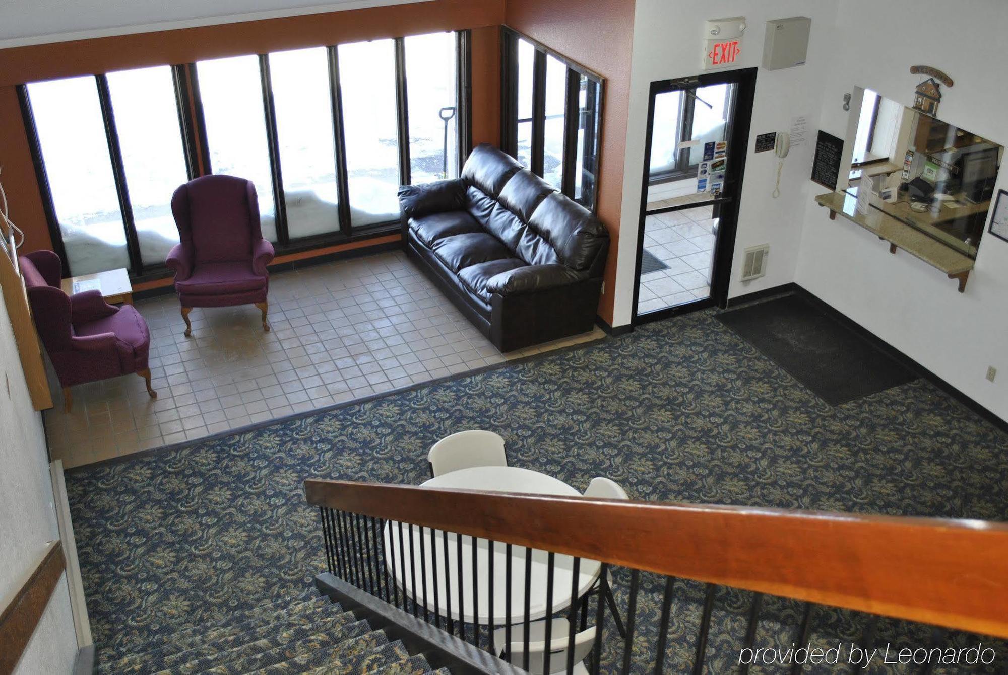 Waconia Inn And Suites Экстерьер фото